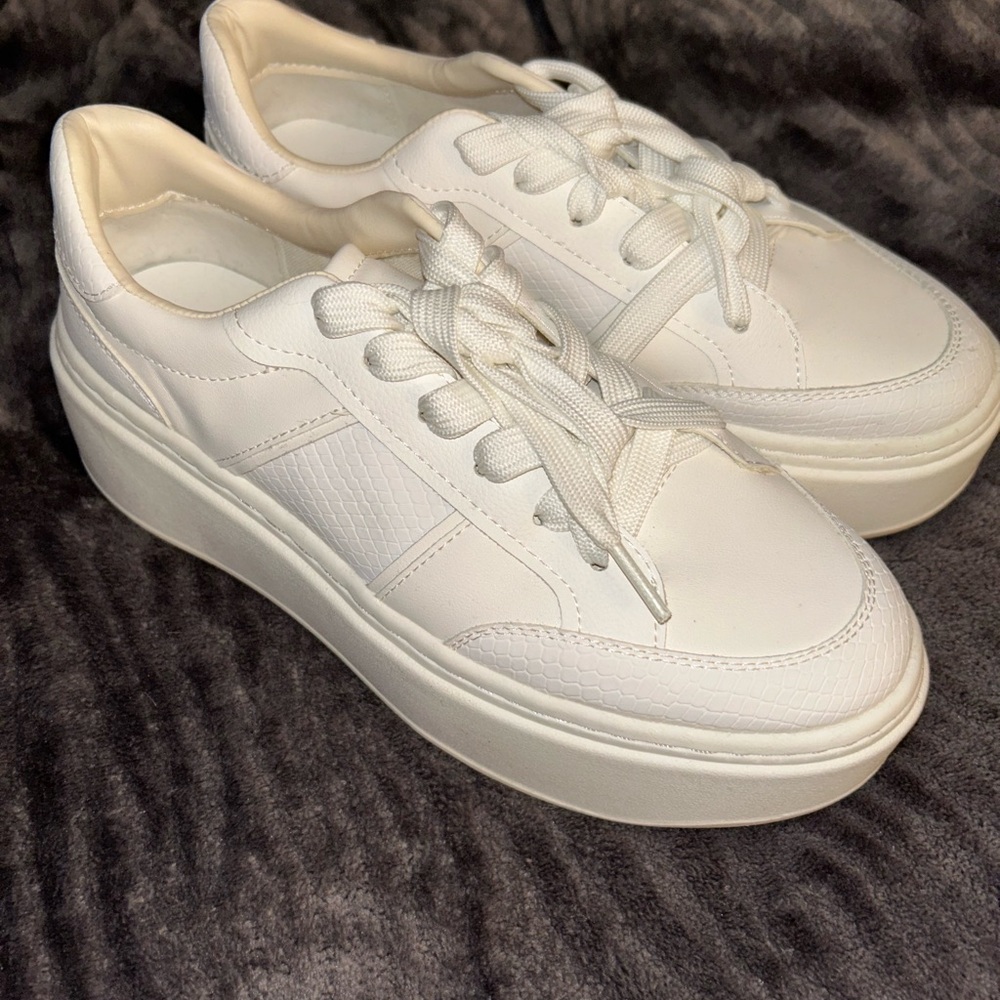 Zara Cream Platform Sneakers
